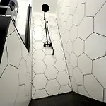 Apartment 2d *
